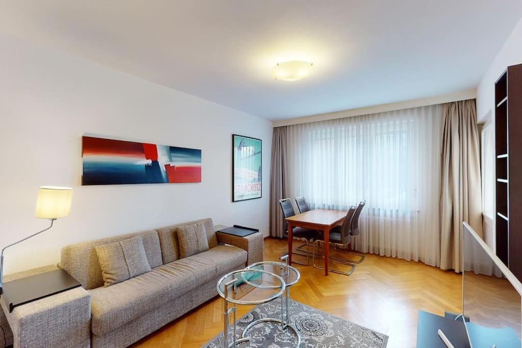 Executive 1 Bedroom Flat, Center Apartment Zürich